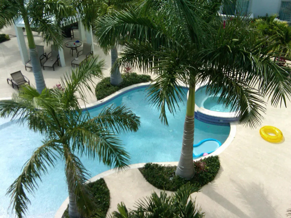 Caribbean Diamond Residences