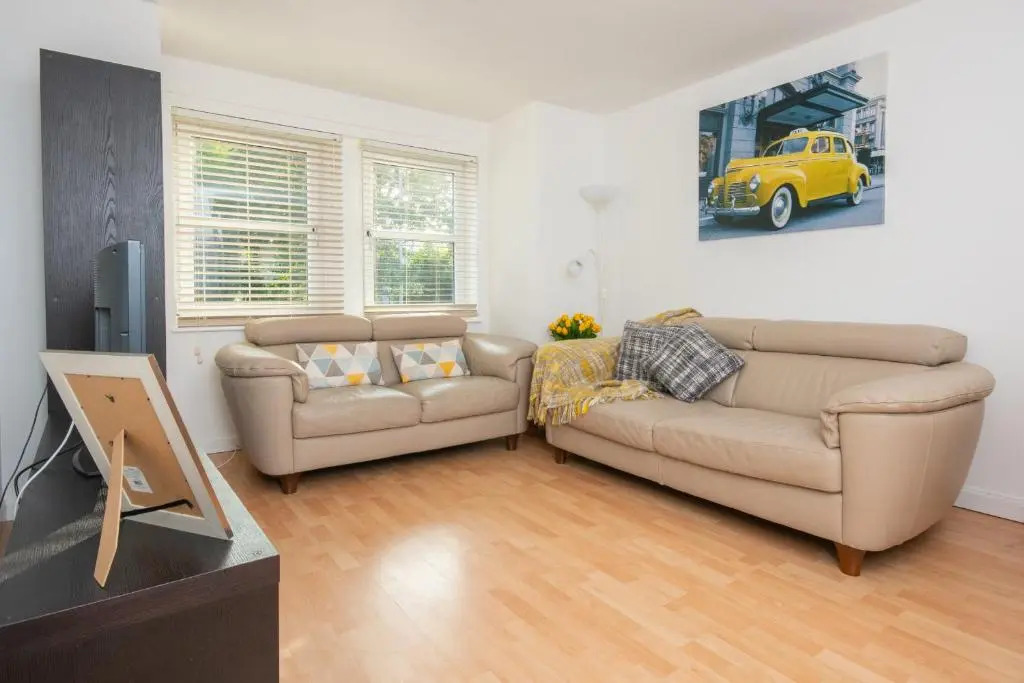 Find "DWELLCOME HOME Ltd" site for 10oo10 assurance from past guests - Immaculate Central 2 bedroom King & Double 1st floor Apartment with free allocated auto barrier off street parking, fast broadband Miles better than a hotel