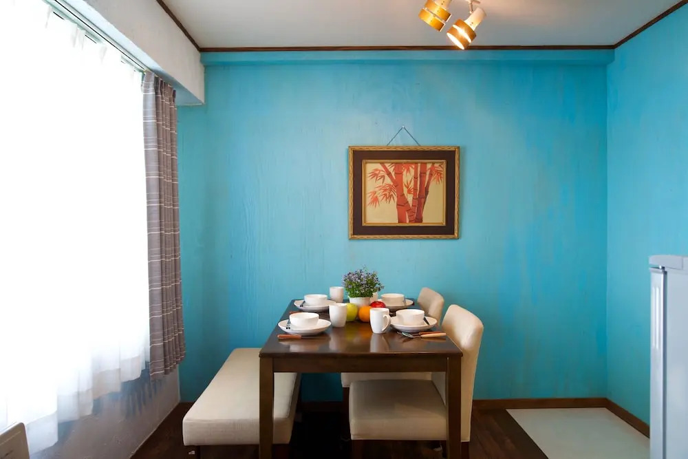 F24-402 Stylish Suite 1min from subway