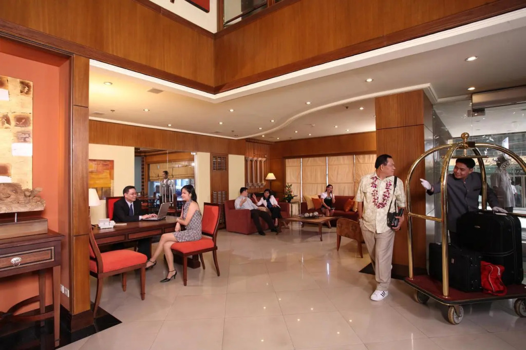 Herald Suites Solana