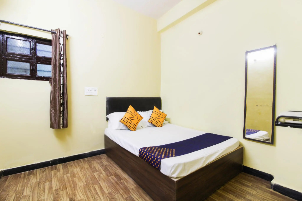 SPOT ON 49298 Hotel Midland Lodge
