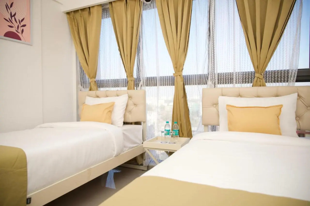 Z Bliss Suites