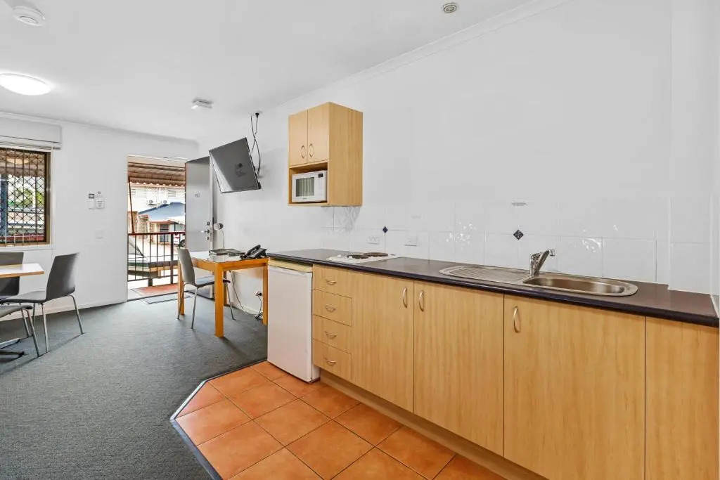 Browns Plains Motor Inn