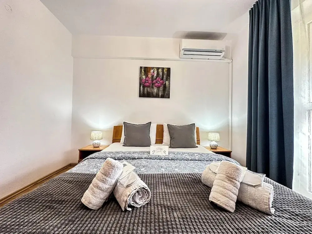 Sunrise Apartments City Center
