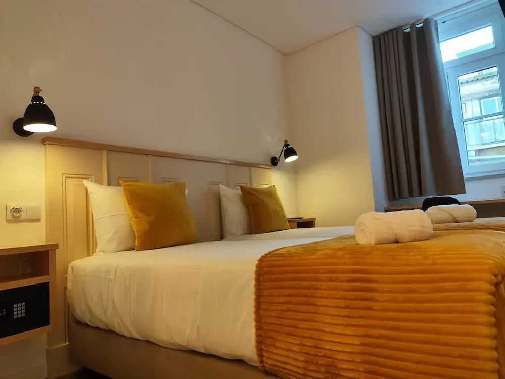 Bacalhoeiros 125 Hotel
