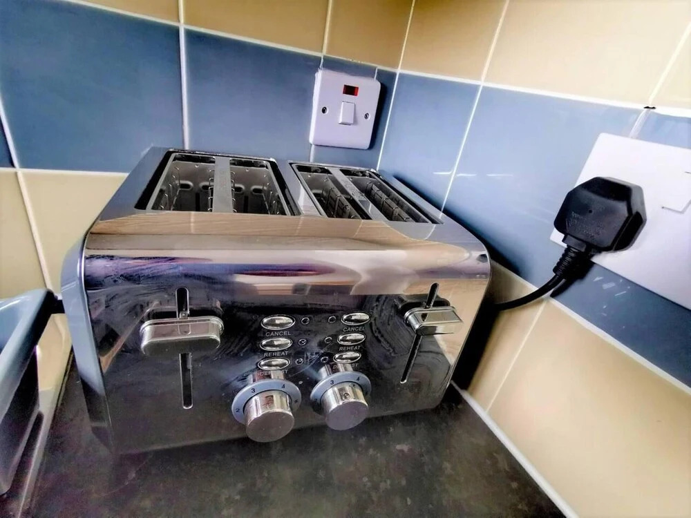 Stylish Luton Apartment With Wi-fi & Free Parking