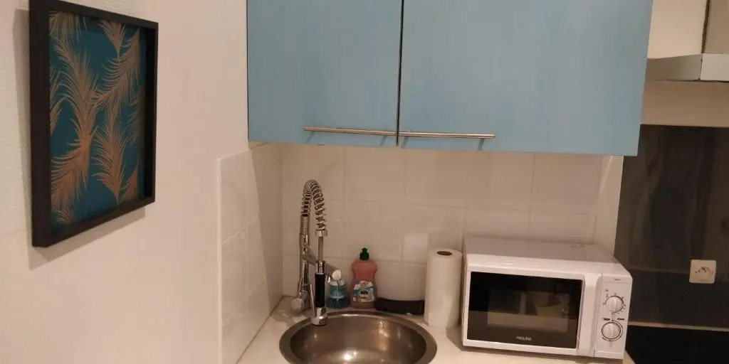 Modern apartment and studio near the metro