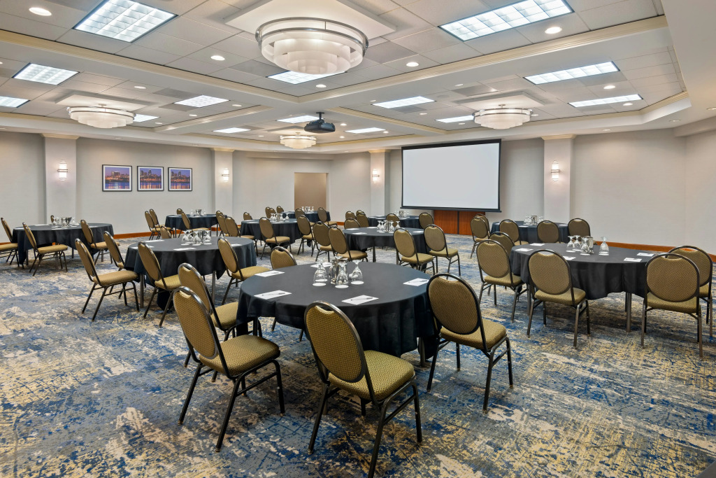 Hampton Inn & Suites Country Club Plaza