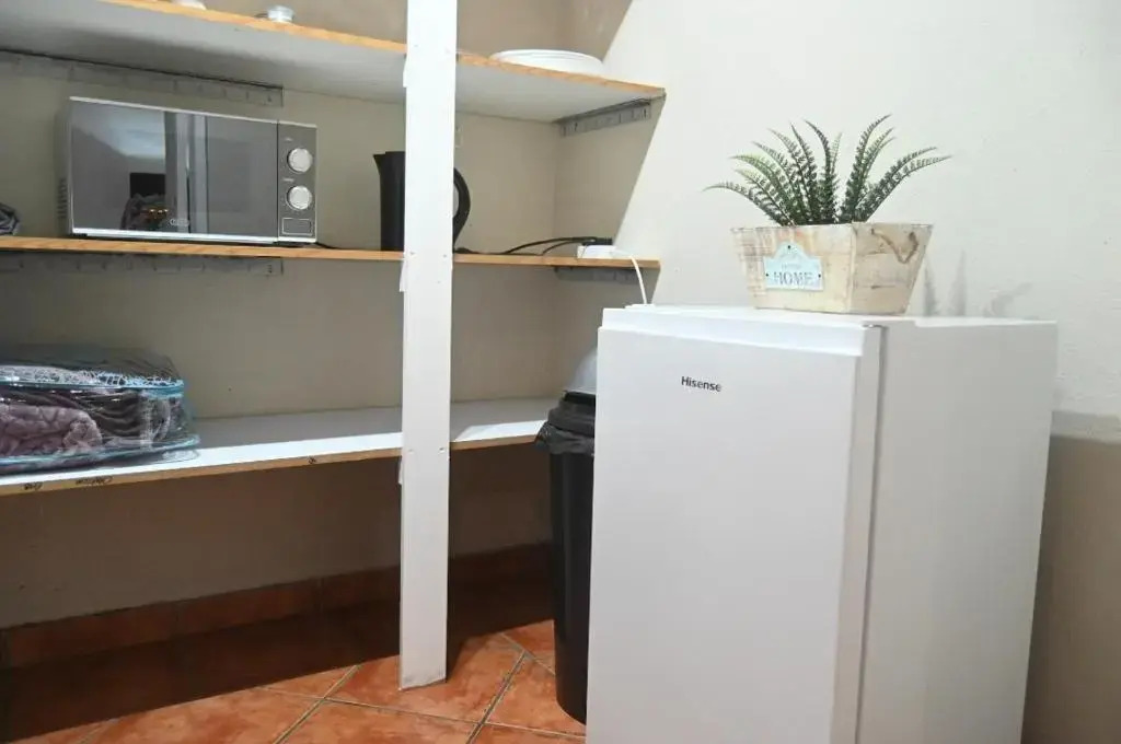 CH Airport Accommodation Room 2