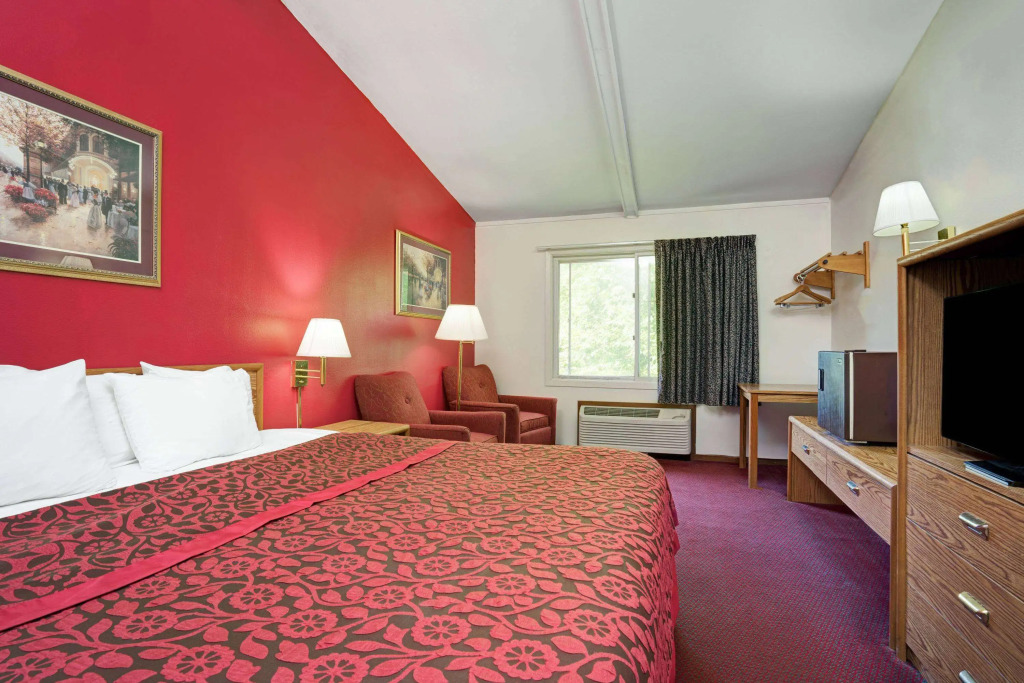 Travelodge by Wyndham Red Wing