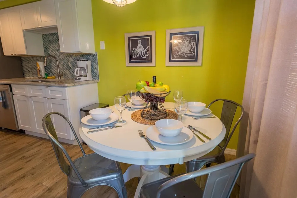 Turtle Cove Apartment 2