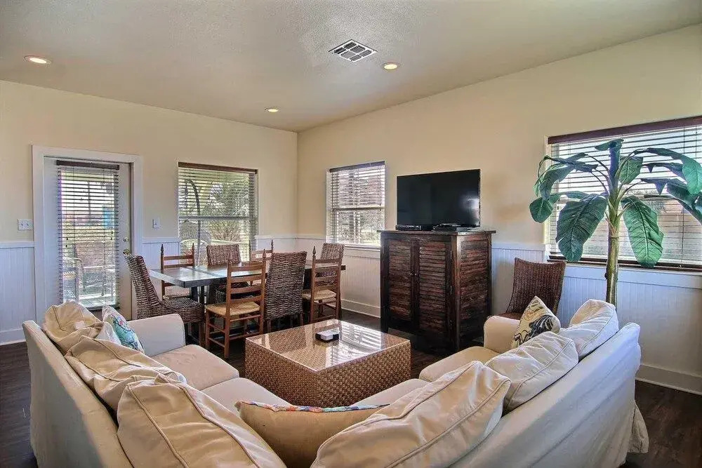 Leave of Absence - 4 Br Home