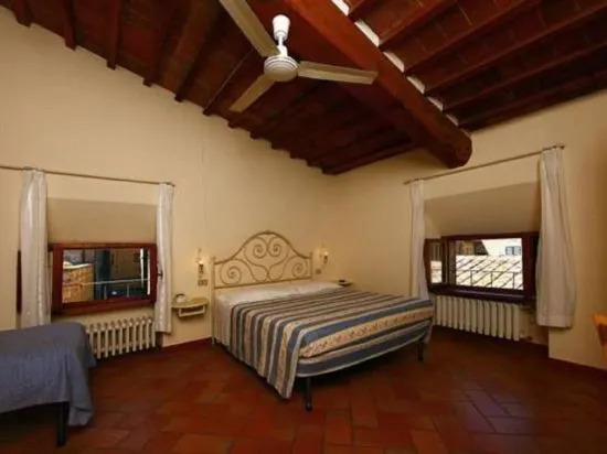 Oliviera Camere