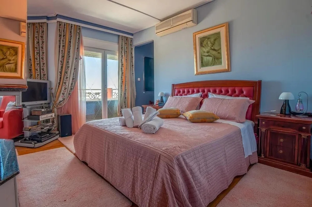 Villa Serenity a luxury relaxing retreat with swimming pool in Kymi Euboea