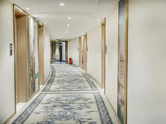 Vienna Hotel (Zhengding Ancient City)