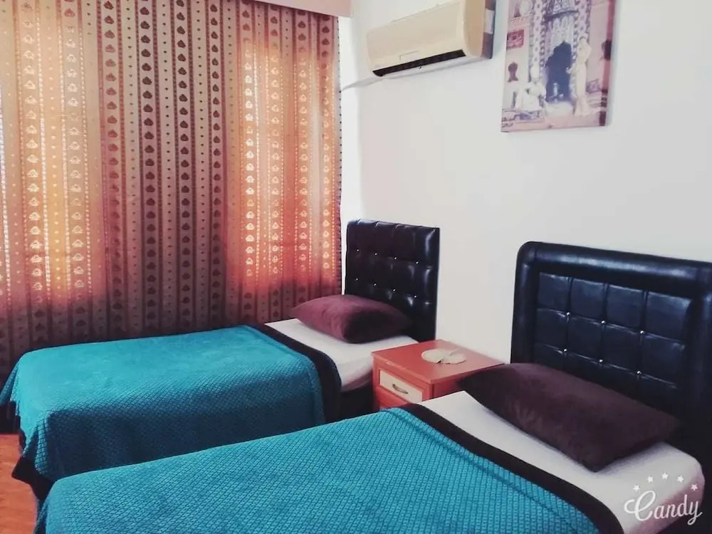 Palamar Apartments