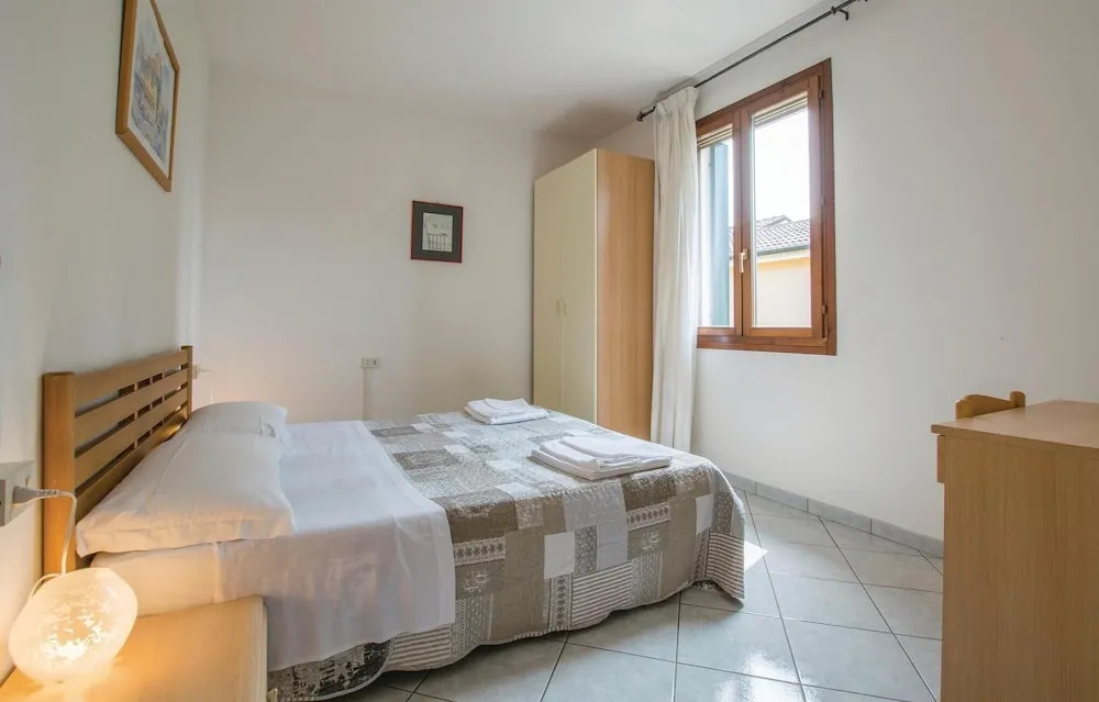 3 Bedroom Awesome Home In Albarella Ro