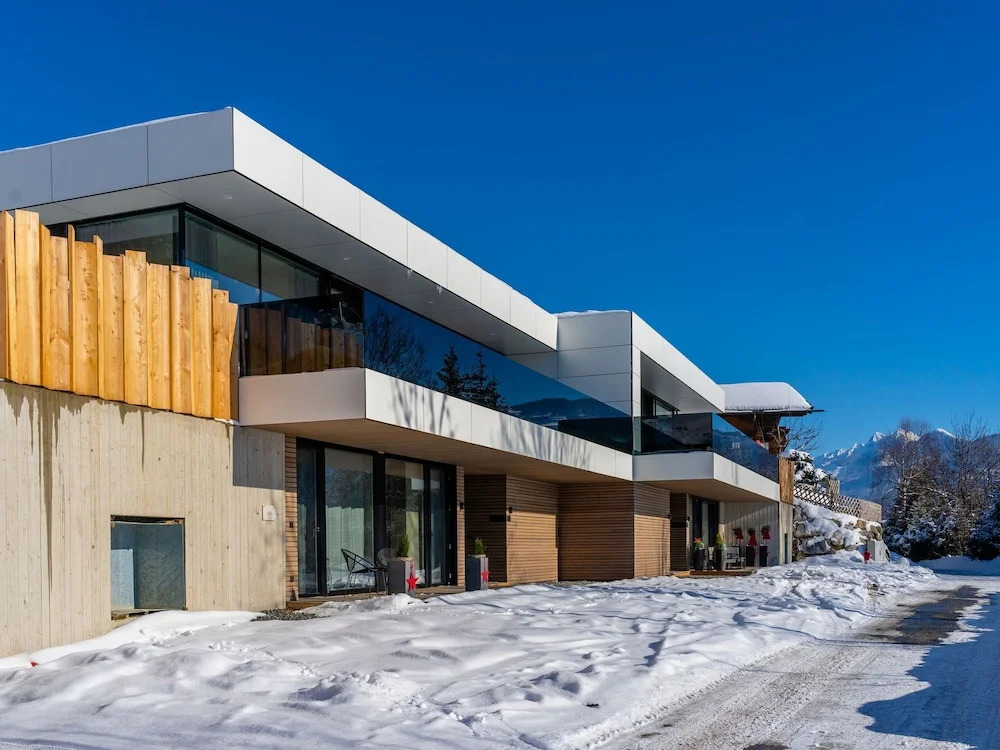 Classy Apartment in Piesendorf near Lake & Ski Bus