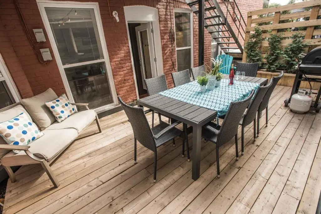 MTLVacationRentals- Le Clebard