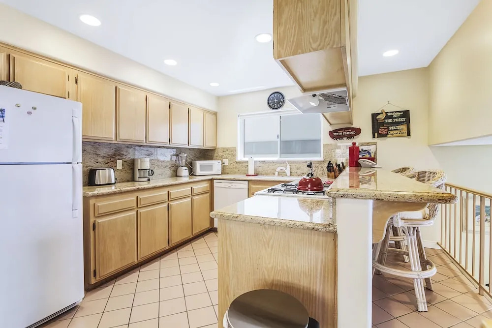 35061 Beach Rd Duplex