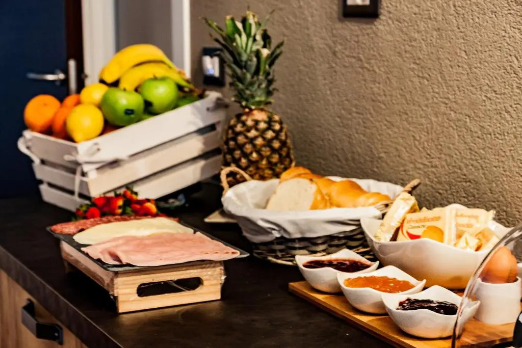 TRAVEL STATION Bedandbreakfast