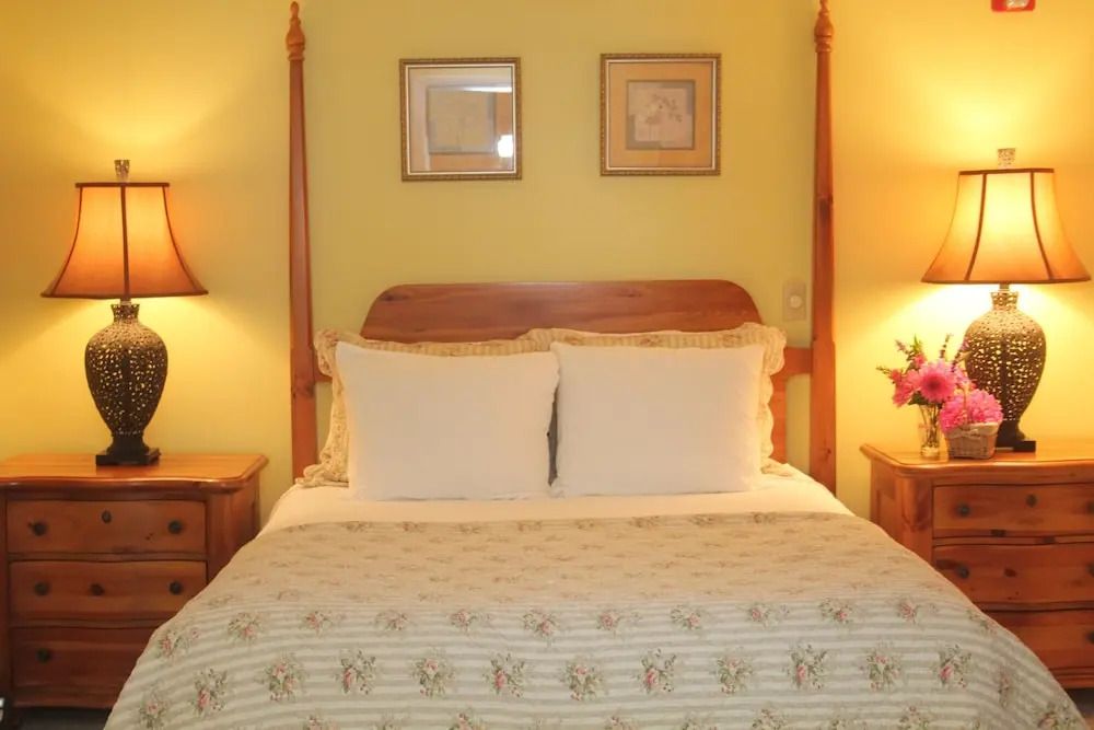 Hillwinds Inn - Blowing Rock