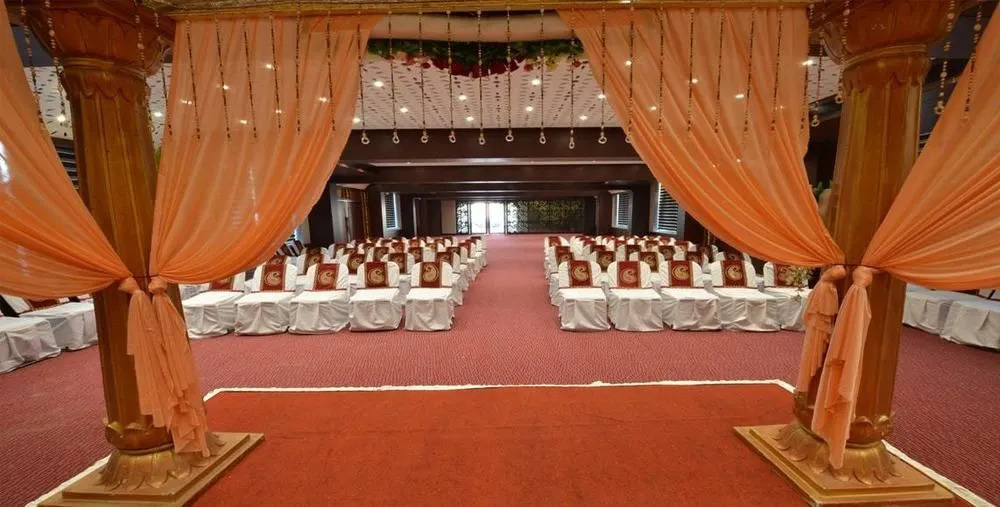 Hotel Aum Regency