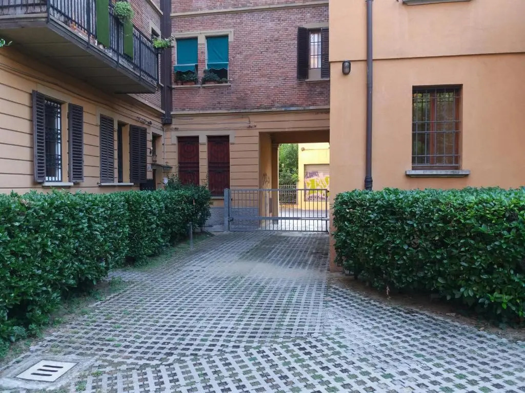 Suite Saragozza Free small Parking,Bologna