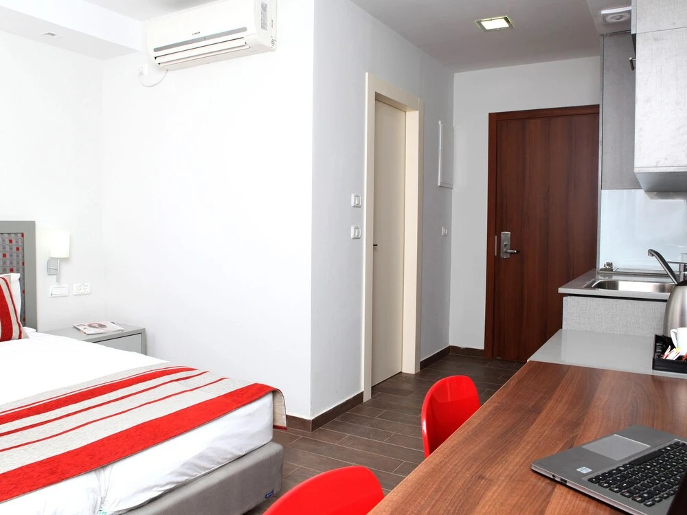 Maris Hotel