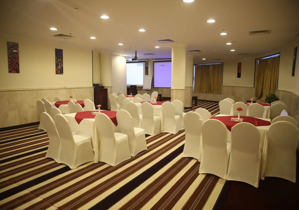 Golden Manafea Hotel