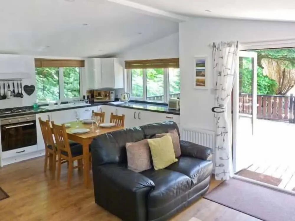 Top Lodge, 4 Skiptory Howe