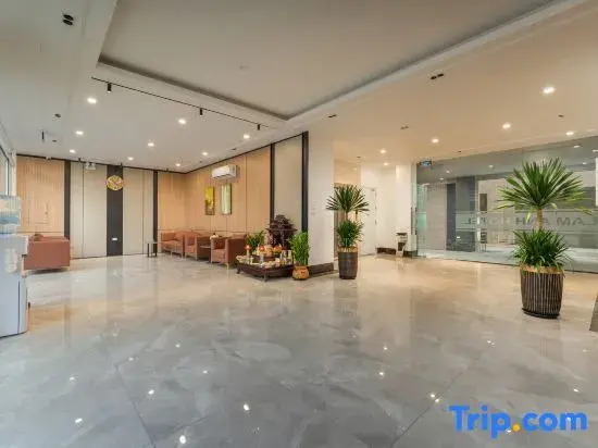 Lam Anh Hotel 9 Him Lam Vạn Phúc