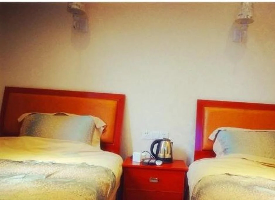 Jixiang Business Hotel