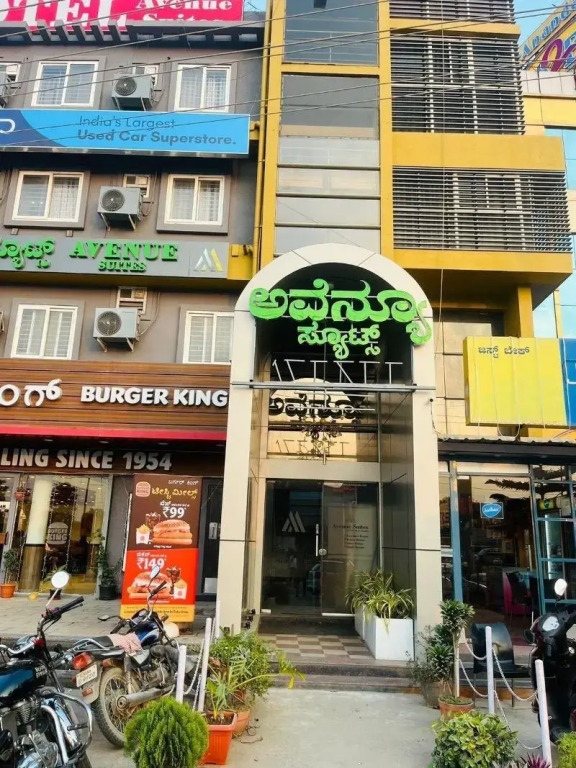 Avenue Suites