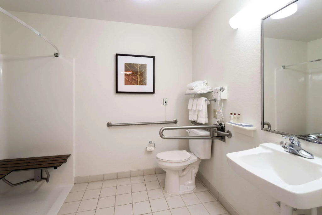 Hawthorn Suites by Wyndham Hartford Meriden