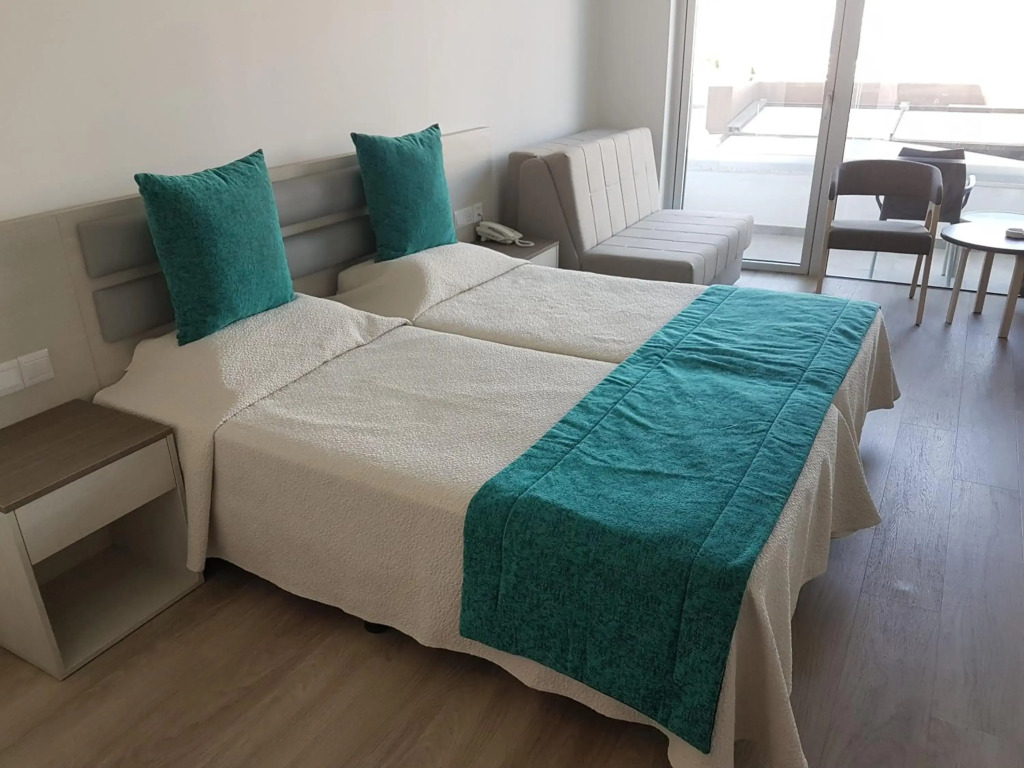 Melini Hotel Suites