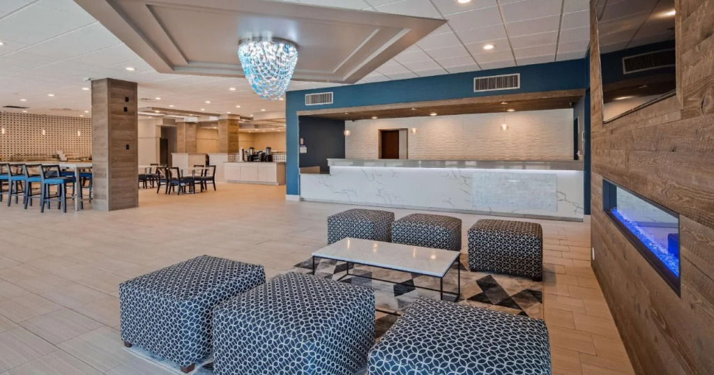 M Hotel & Conference Center