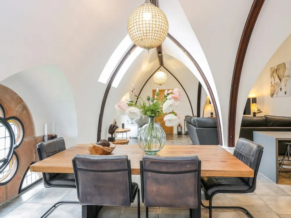 Penthouse St. Mary's Church