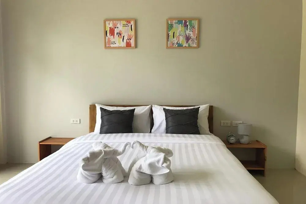 Snooze Inn Phuket
