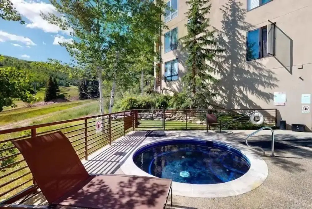 Ski In, Ski Out, 3 Bedroom Luxury Residence In The Heart Of Snowmass Village