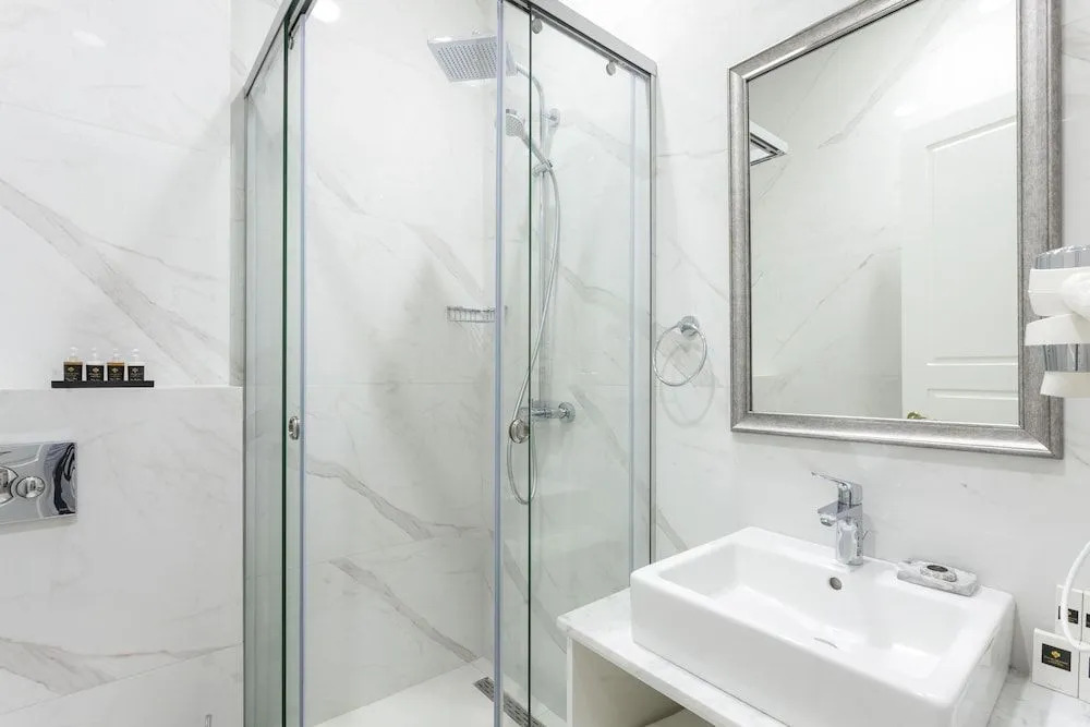 Lifferent Hotel  Spa