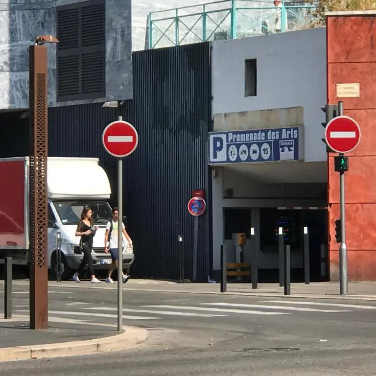 Coeur Vieux Nice Joli traversant