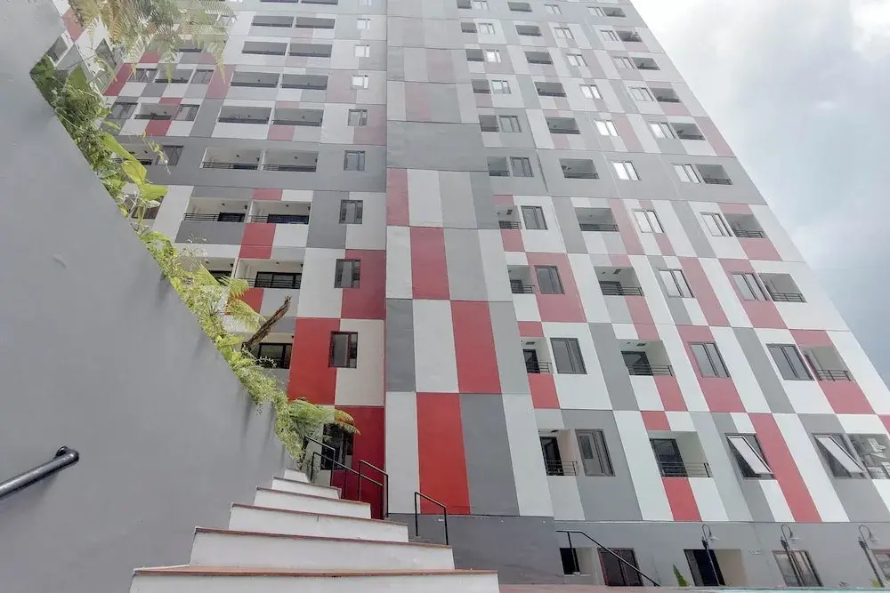 Homey And Elegant Studio At Apartment Sentraland Medan