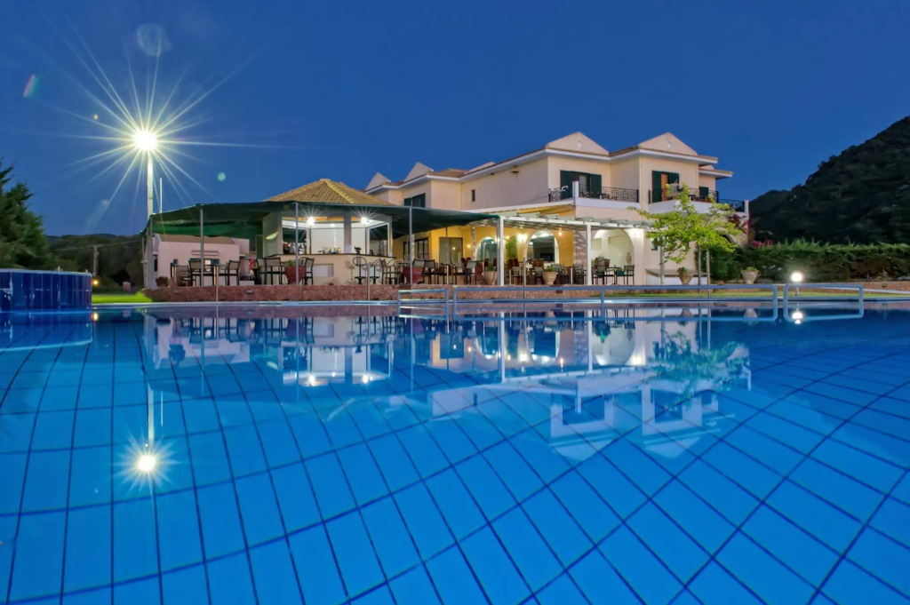 Coralli Hotel