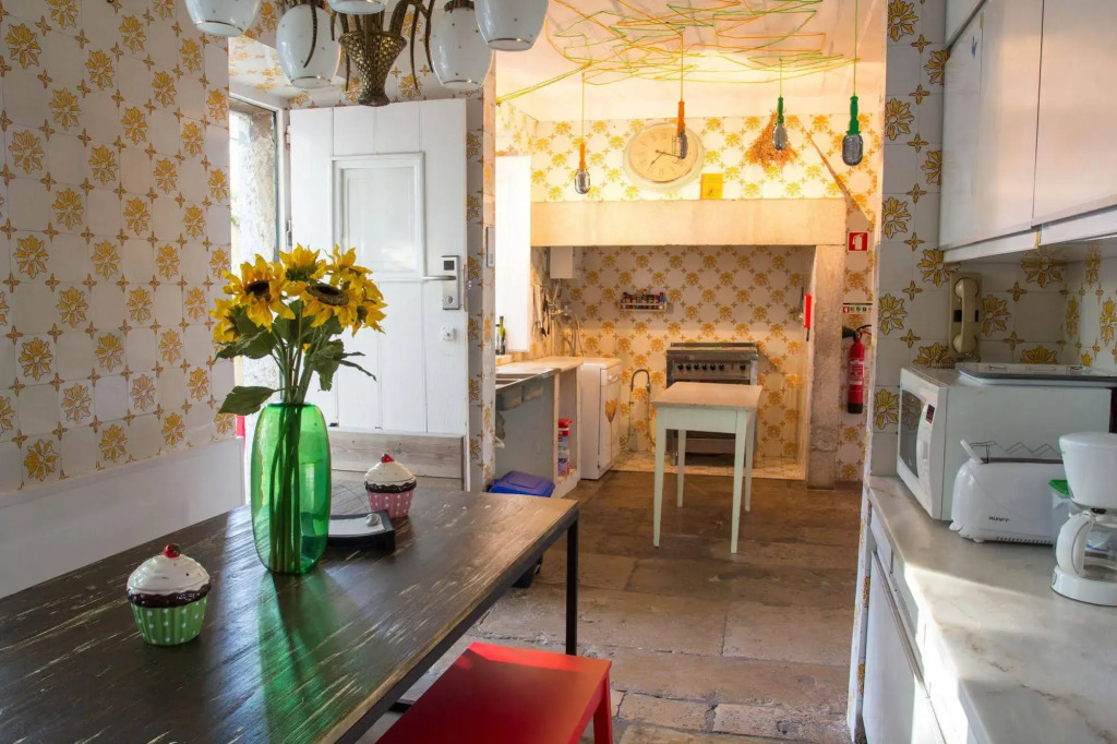 Nice Way Cascais Hostel & Surfcamp