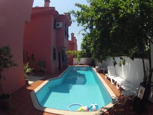 Cundahan Guesthouse