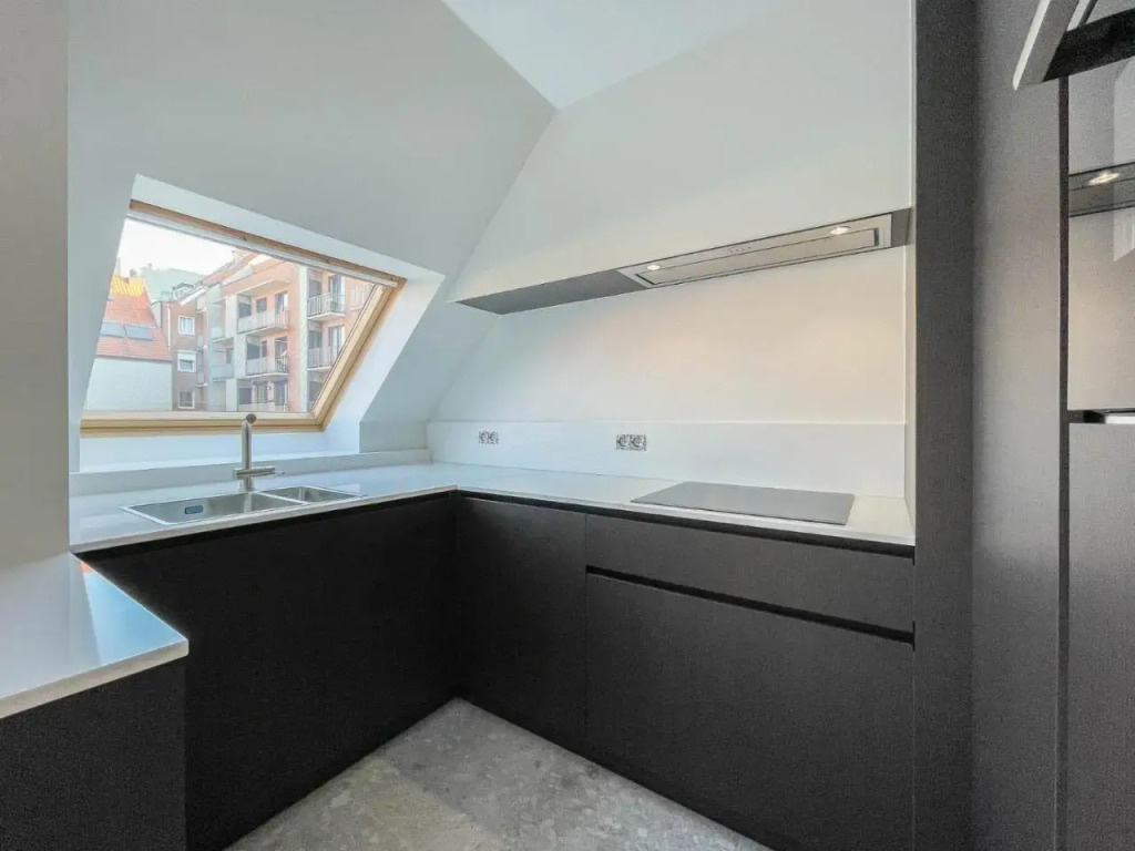 Residentie Square - Nieuwbouw - 50 M Van de Zee