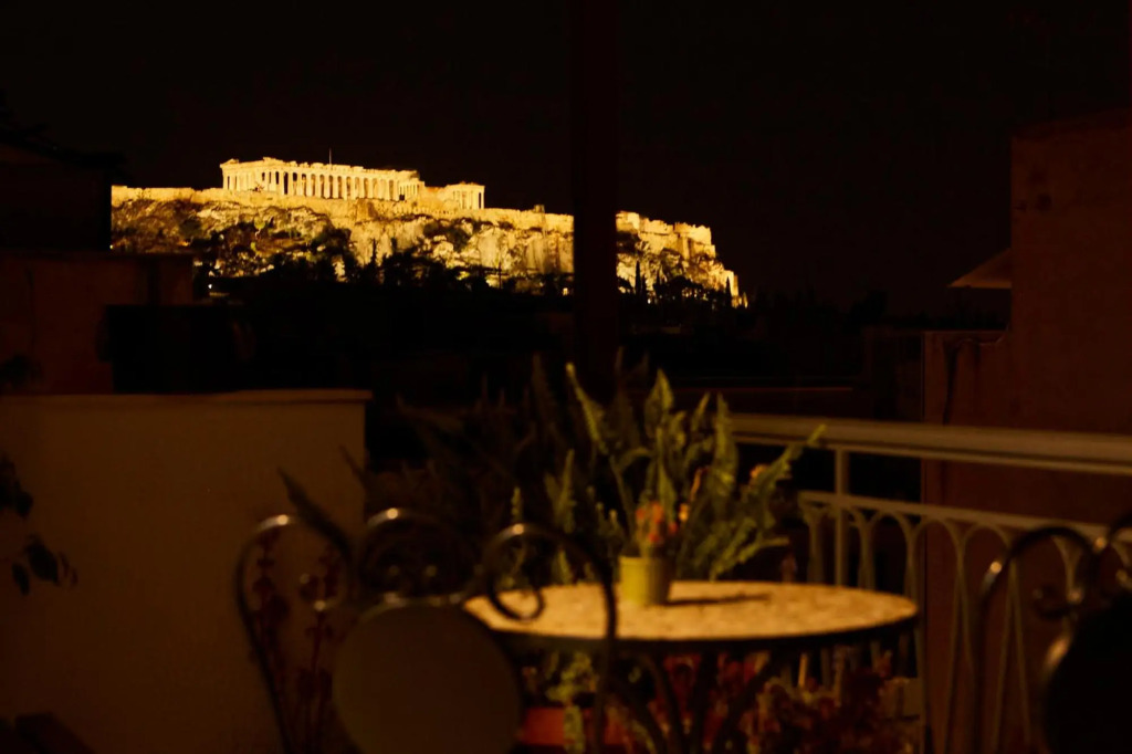 Mosaics Athens central Studio with Acropolis view