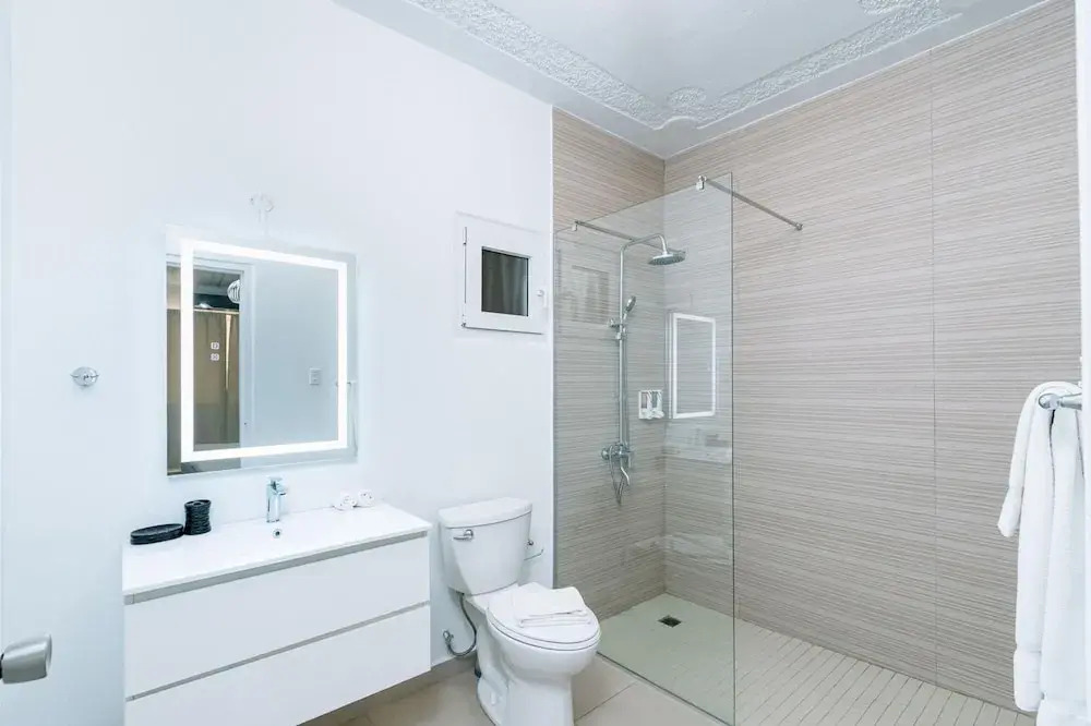 1 MIN Walk 2 Arashi Beach Suite w Roofdeck Pool