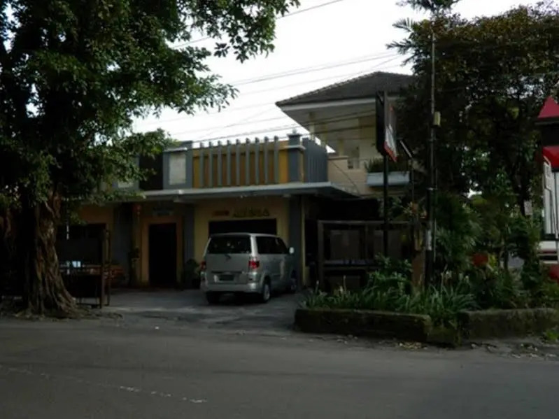Hotel Atina
